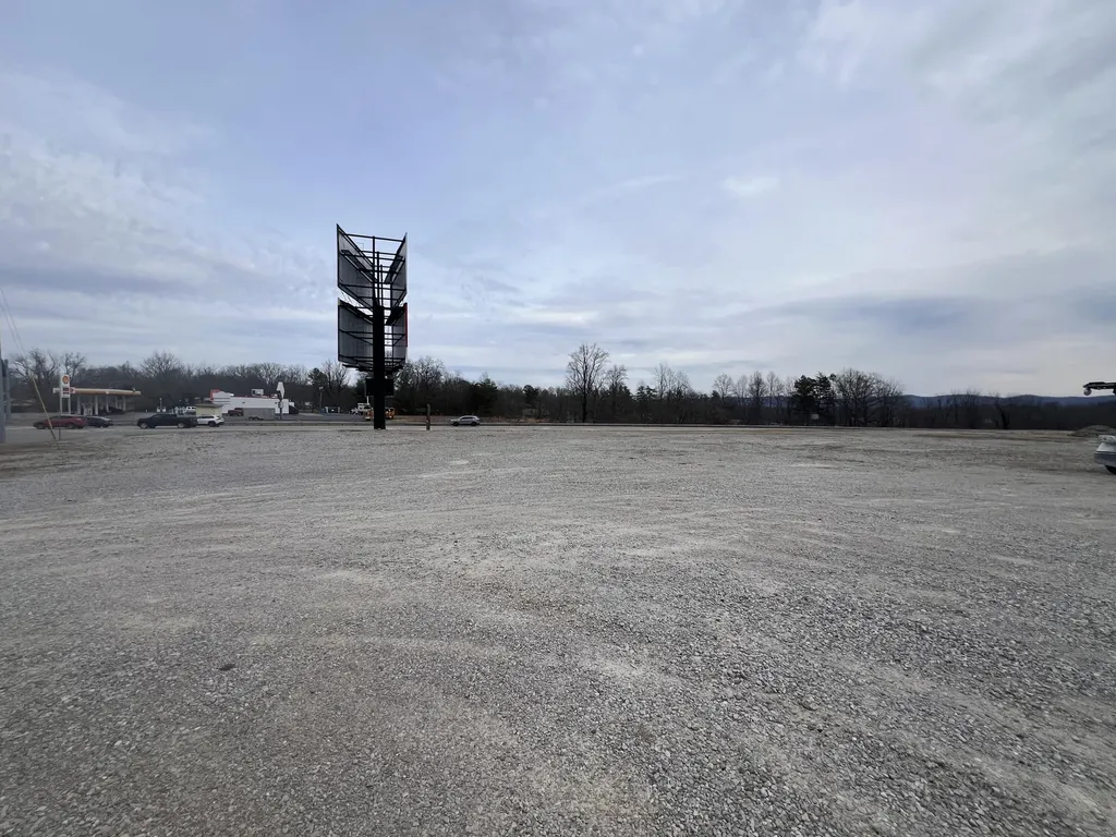 6534 State Highway 1651 Pine Knot KY 42635