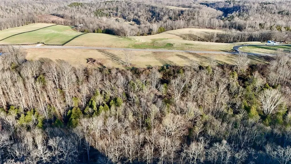 5321 Sugar Creek Road Lancaster KY 40444