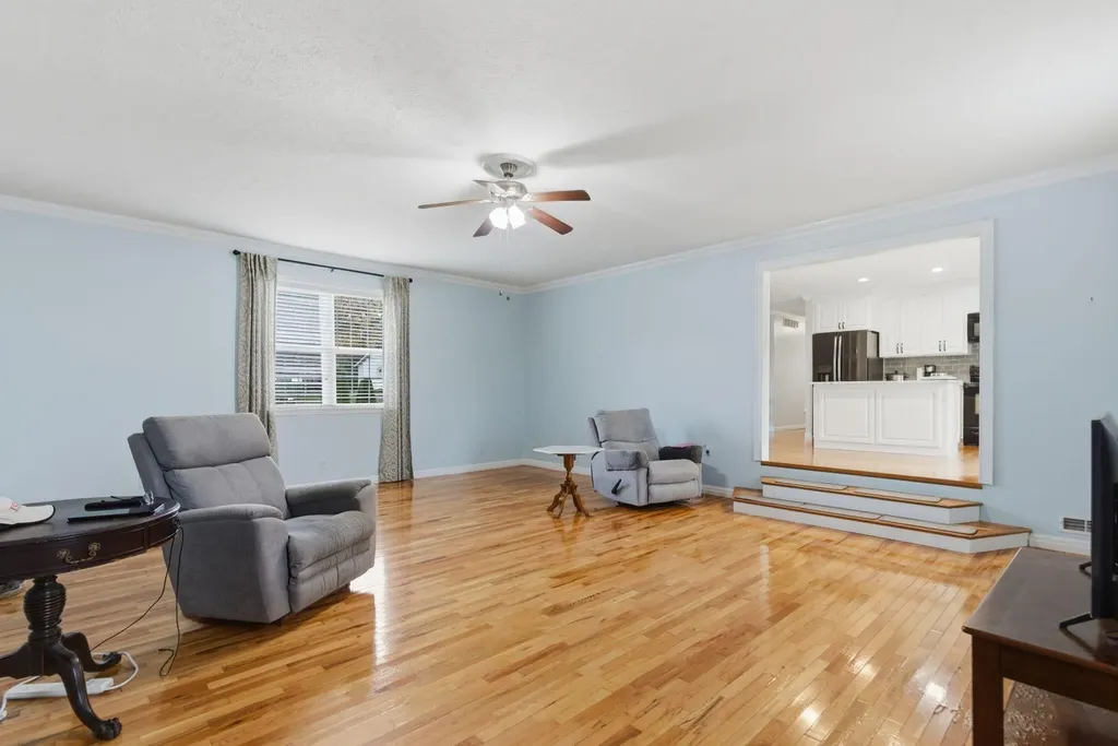 1790 Fogg Pike Mt Sterling KY 40353