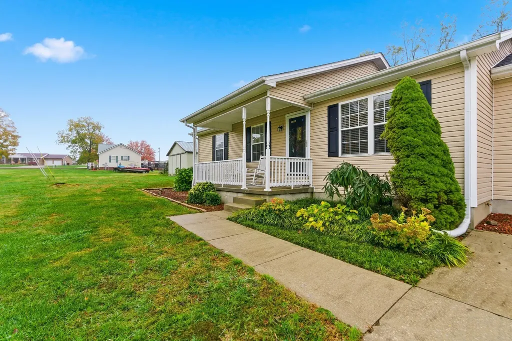 1790 Fogg Pike Mt Sterling KY 40353