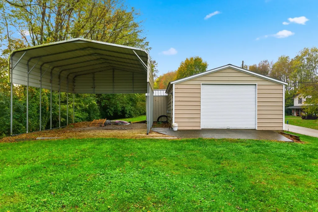 1790 Fogg Pike Mt Sterling KY 40353
