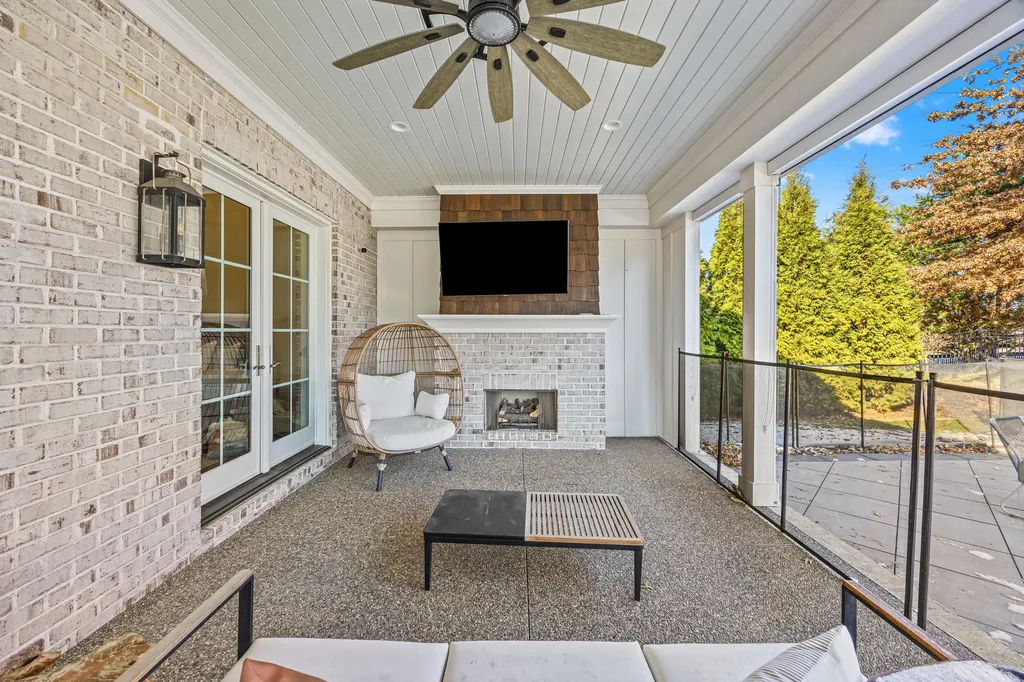 3096 Bobwhite Trail Lexington KY 40509