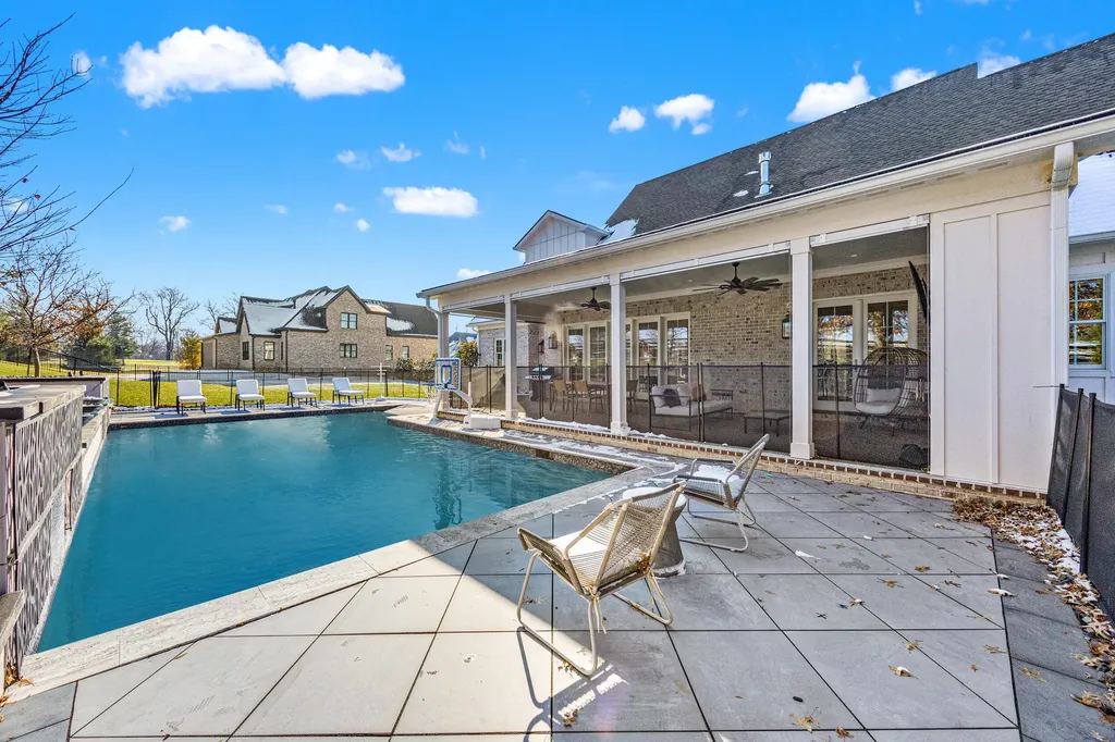 3096 Bobwhite Trail Lexington KY 40509