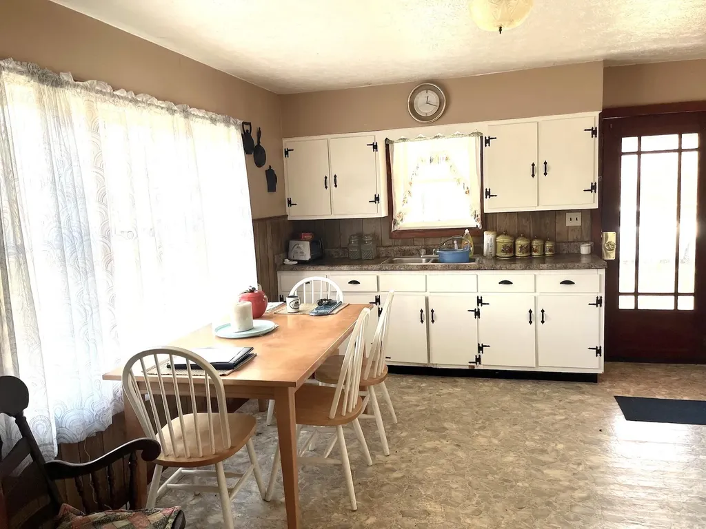 3331 Highway 1058 Jamestown KY 42629