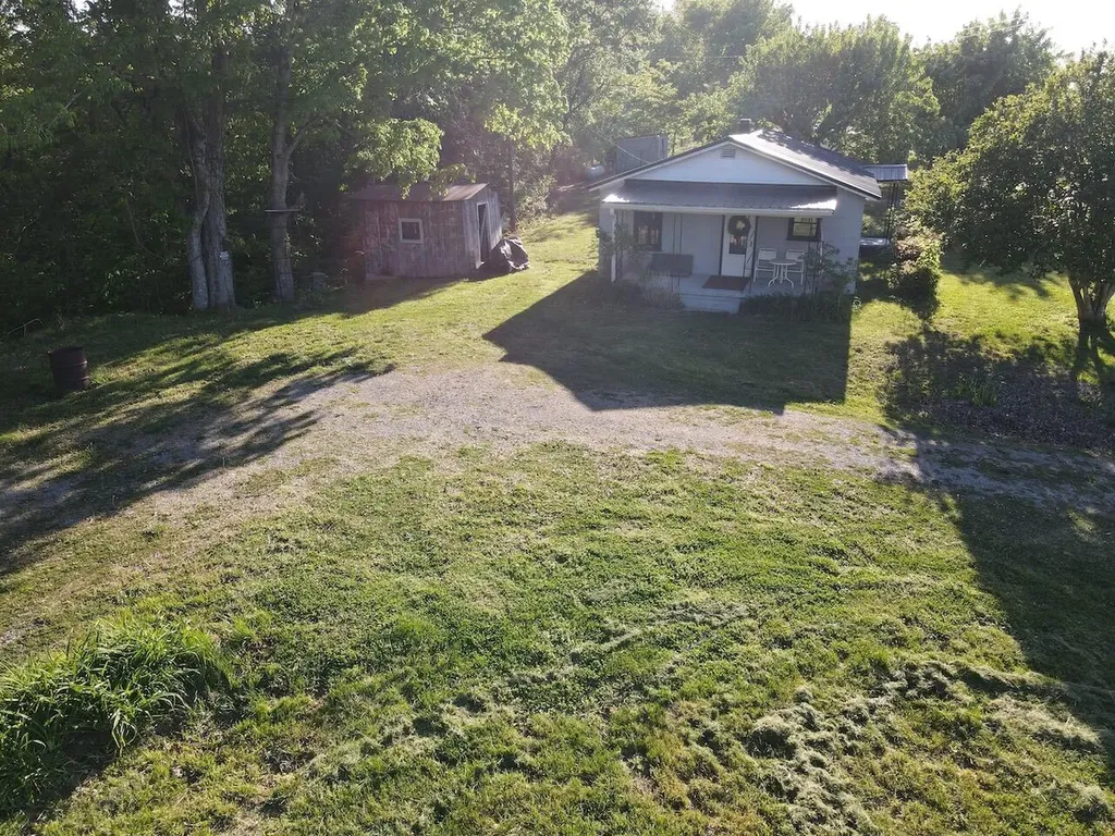 3331 Highway 1058 Jamestown KY 42629