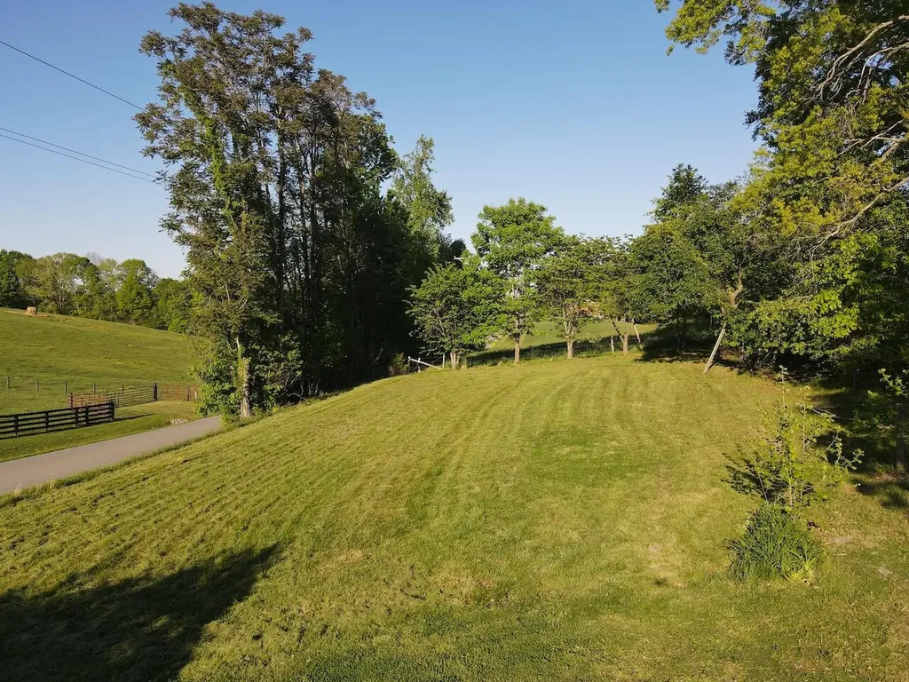 3331 Highway 1058 Jamestown KY 42629