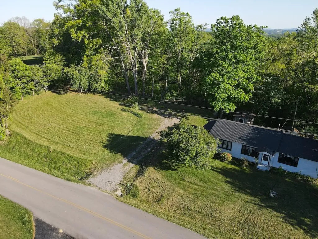 3331 Highway 1058 Jamestown KY 42629