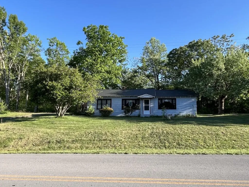 3331 Highway 1058 Jamestown KY 42629
