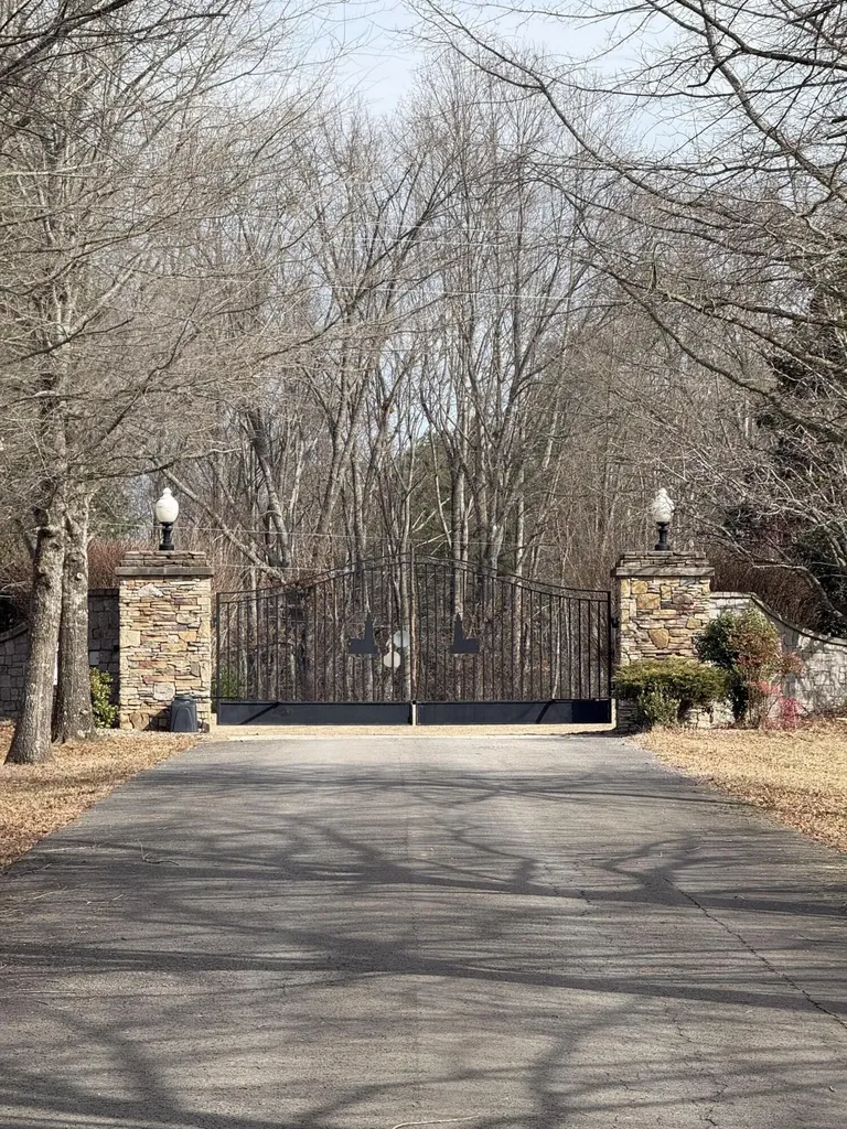 Lot 95 Lakeshore Drive Russell Springs KY 42642