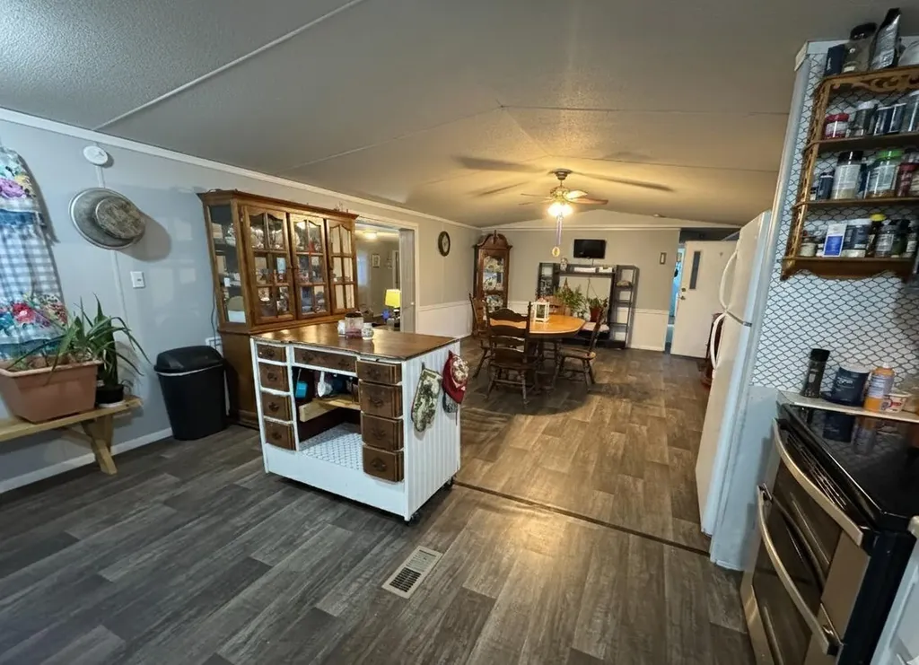 25 Don Grider Road Russell Springs KY 42642