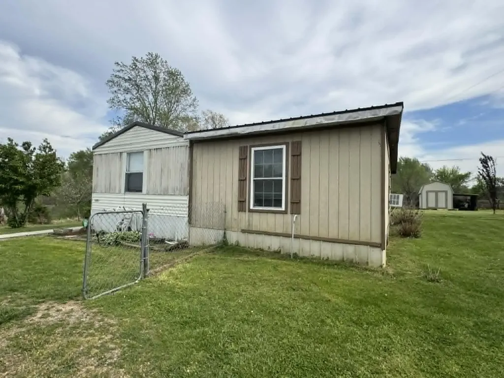 25 Don Grider Road Russell Springs KY 42642