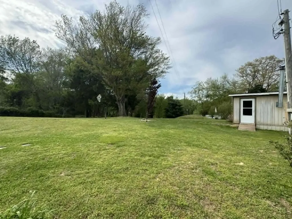 25 Don Grider Road Russell Springs KY 42642