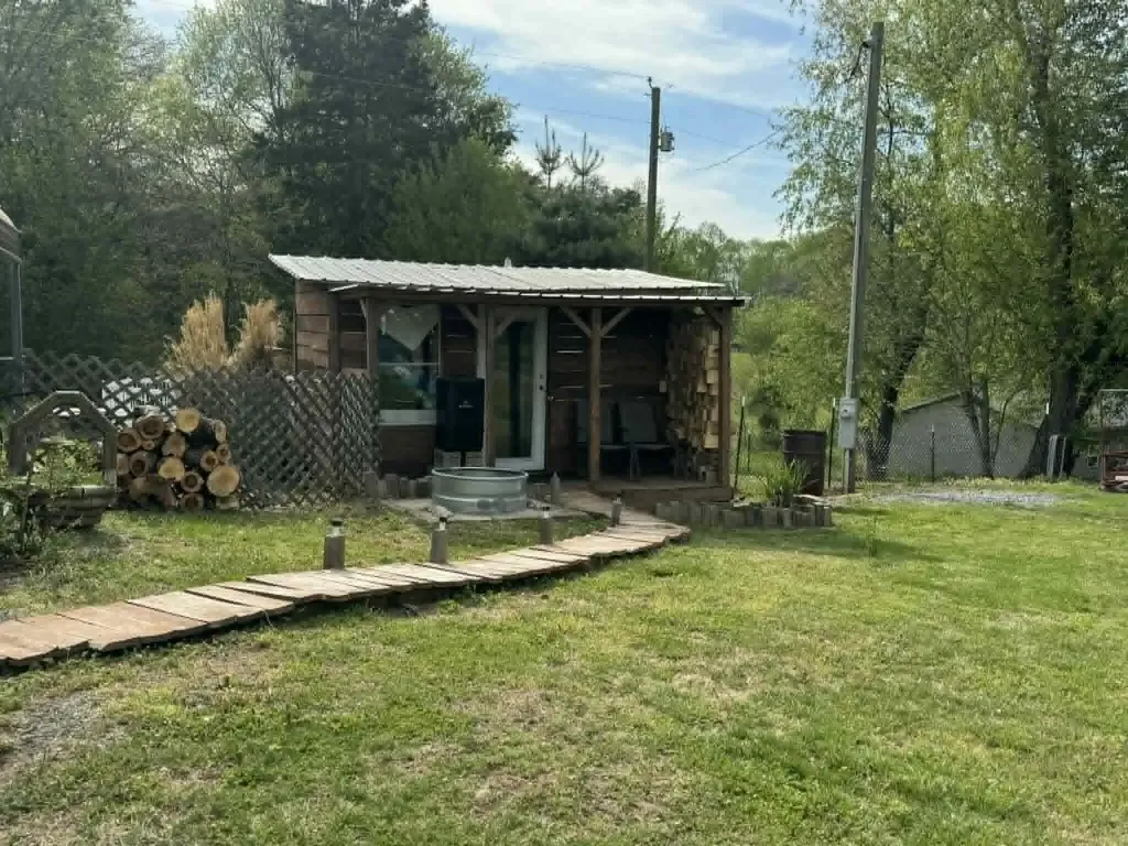 25 Don Grider Road Russell Springs KY 42642