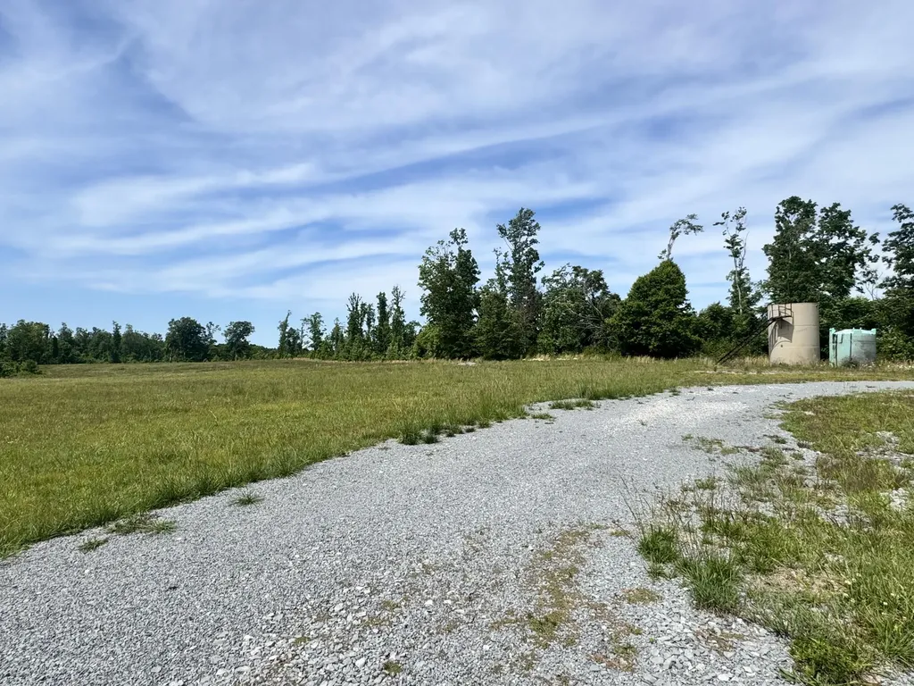 343 Sandlick Road Columbia KY 42728