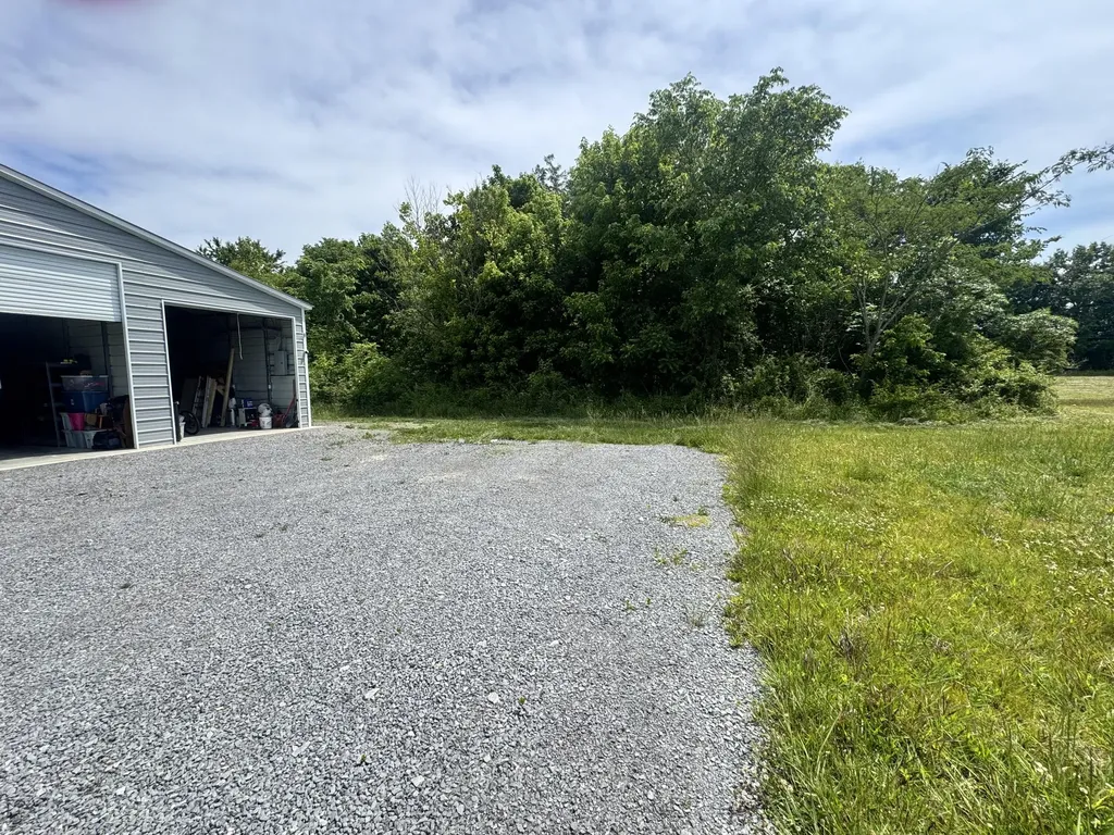 343 Sandlick Road Columbia KY 42728