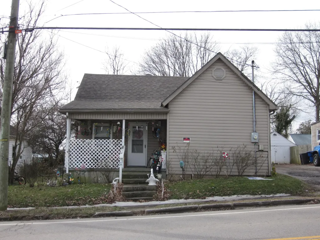 220 E Washington Street Winchester KY 40391