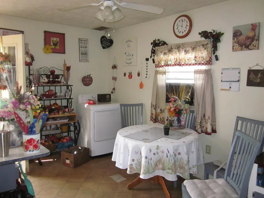 220 E Washington Street Winchester KY 40391