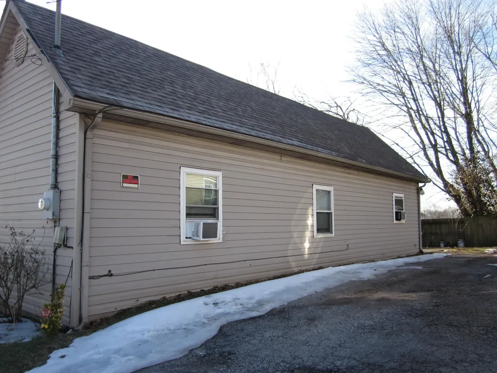 220 E Washington Street Winchester KY 40391