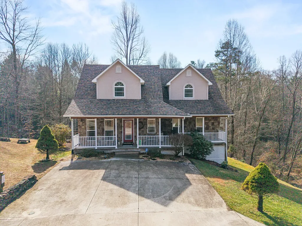 135 Methodist Drive Whitley City KY 42653