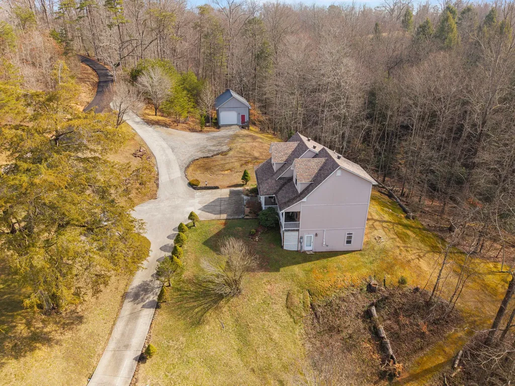 135 Methodist Drive Whitley City KY 42653