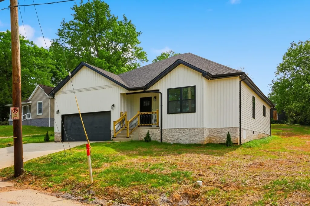 3292 Bracktown Road Lexington KY 40511