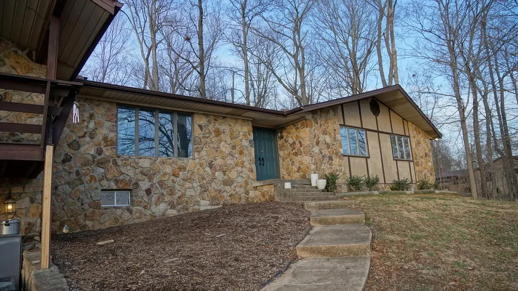 386 Runway Boulevard Somerset KY 42503