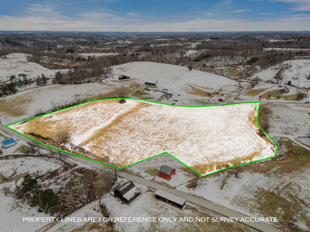 9999 Anna Moore Road Annville KY 40402