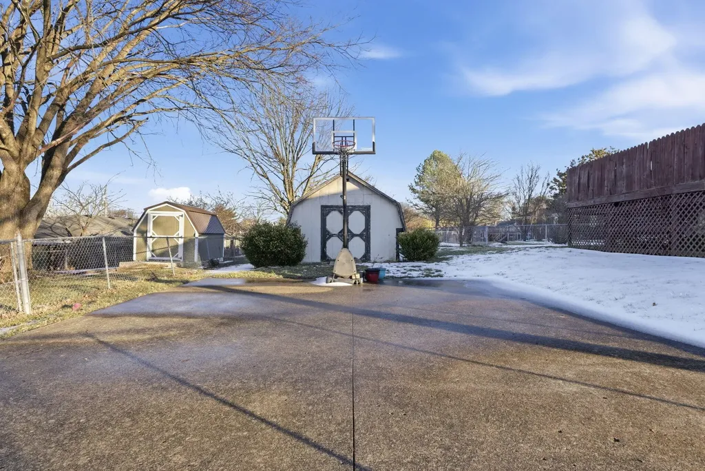 102 Sonley Drive Cynthiana KY 41031