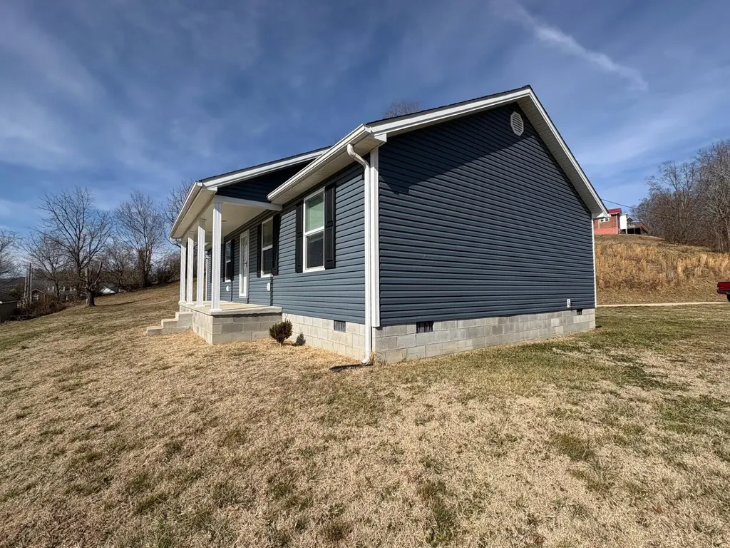 875 Gardner Drive West Liberty KY 41472