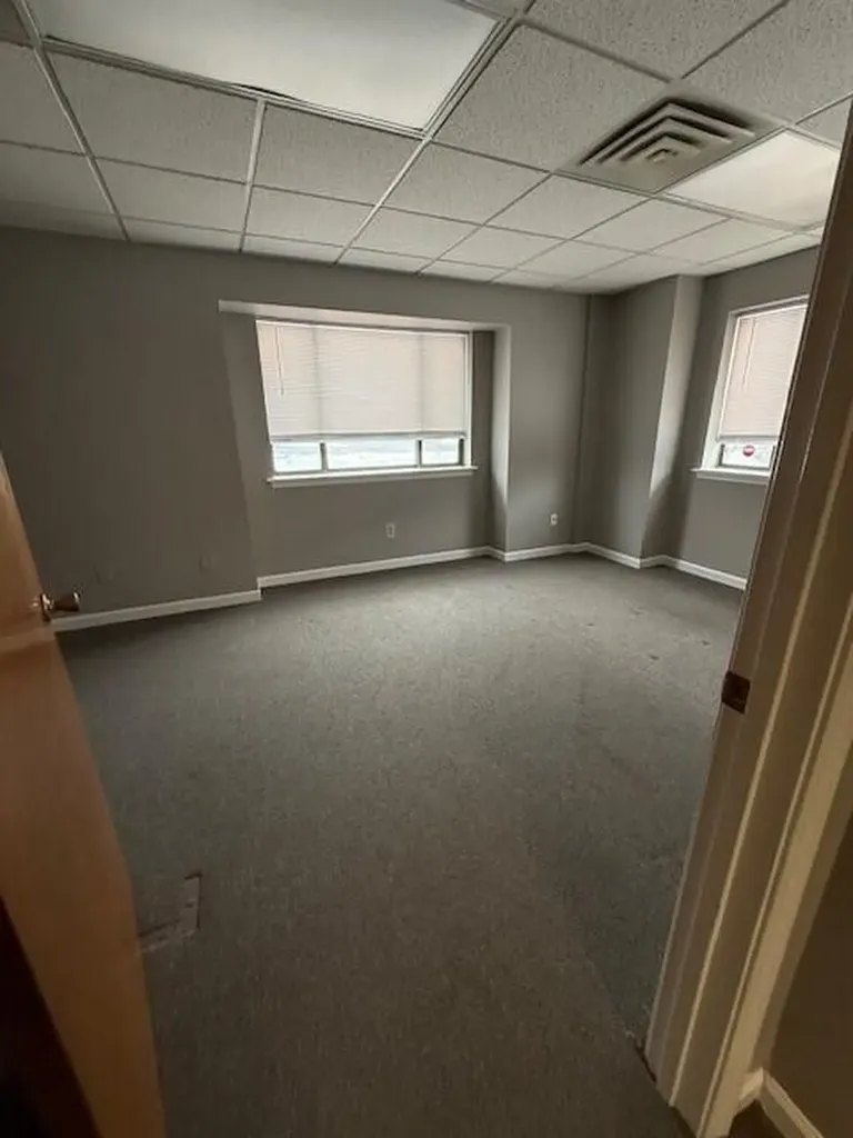 3175 Custer Drive Lexington KY 40517