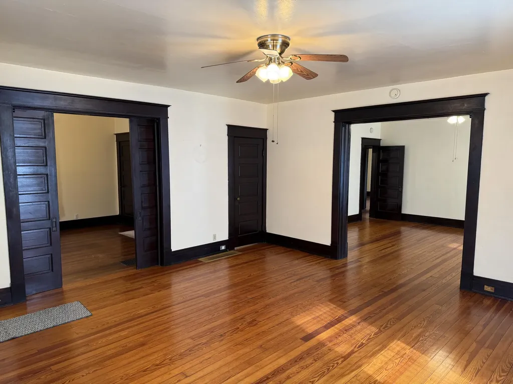 672 Higgins Avenue Paris KY 40361