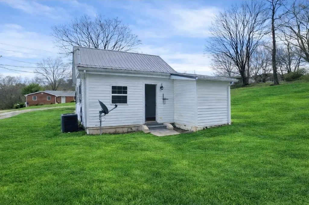 211 Garner School Road Somerset KY 42503