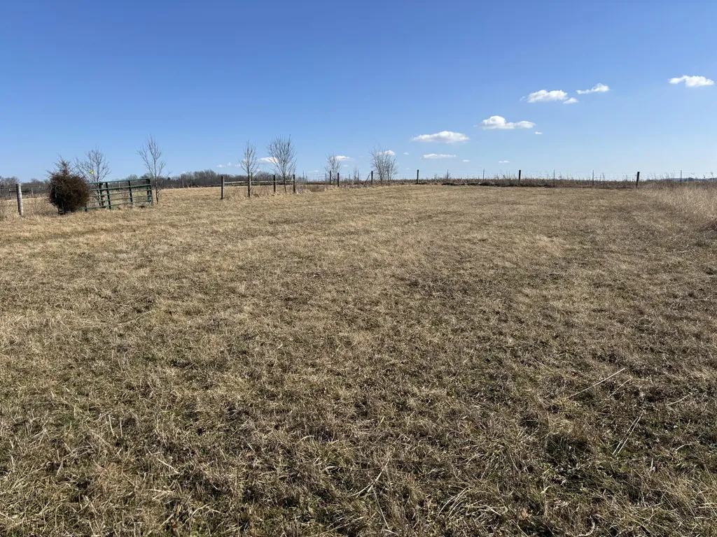 11414 Richmond Road Paint Lick KY 40461