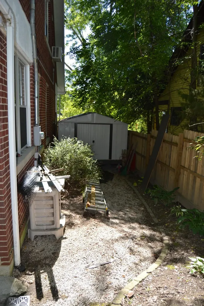 121 E 5th Street Morehead KY 40351