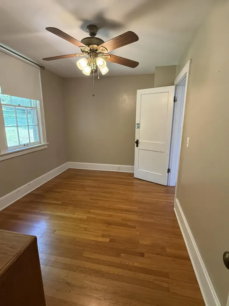 121 E 5th Street Morehead KY 40351