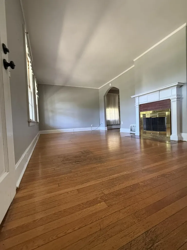 121 E 5th Street Morehead KY 40351