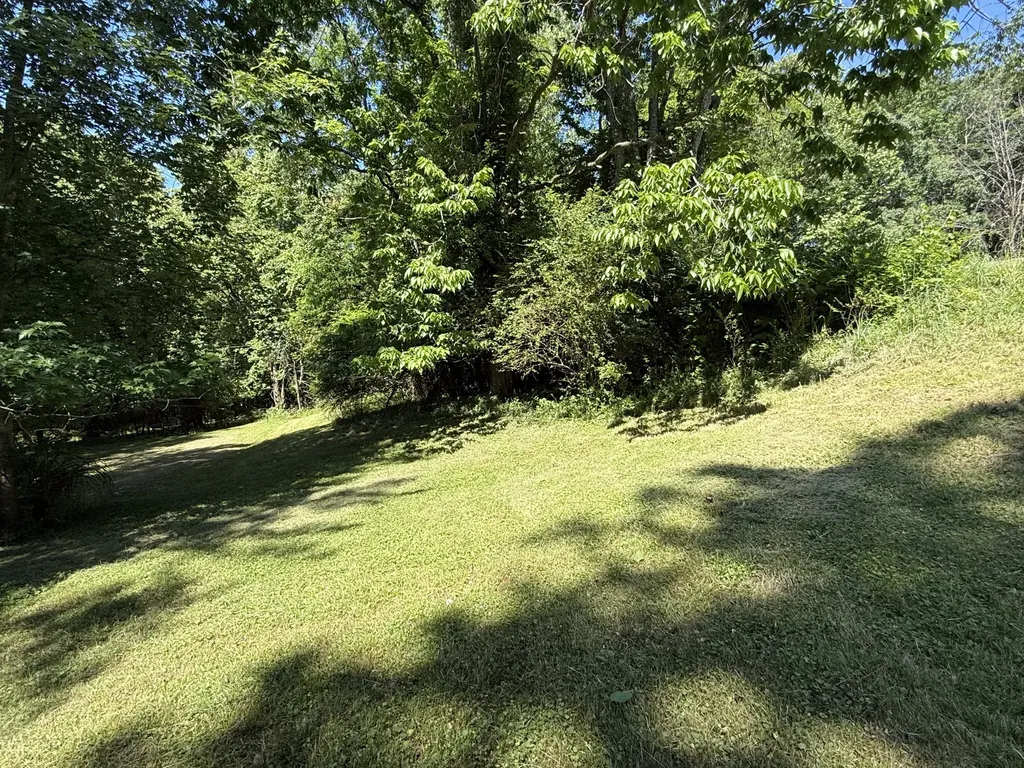 121 E 5th Street Morehead KY 40351