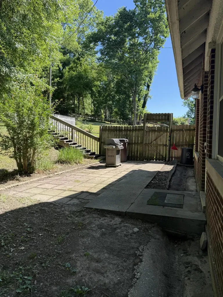 121 E 5th Street Morehead KY 40351