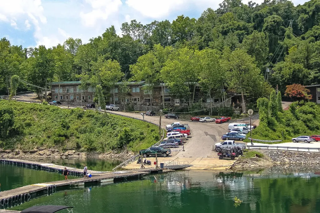 4647 Grider Hill Dock Road Albany KY 42602