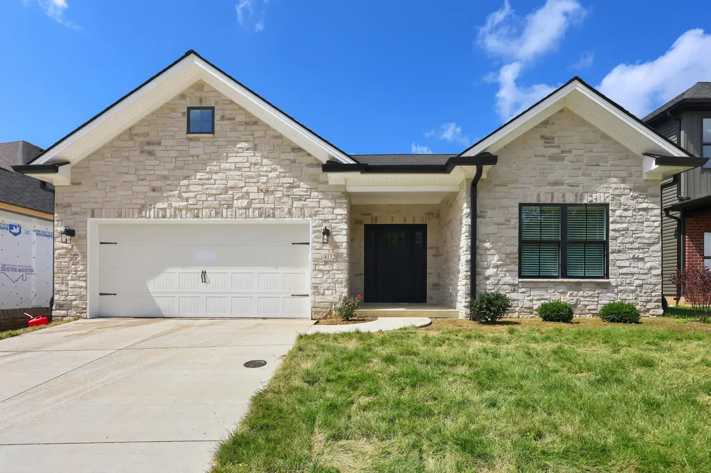4132 Buttermilk Road Lexington KY 40509