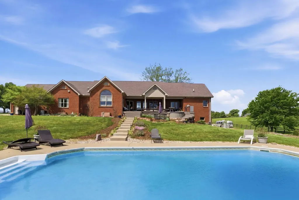2549 Bethlehem Road Paris KY 40361