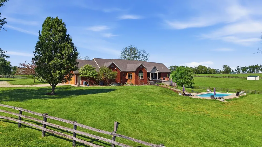 2549 Bethlehem Road Paris KY 40361