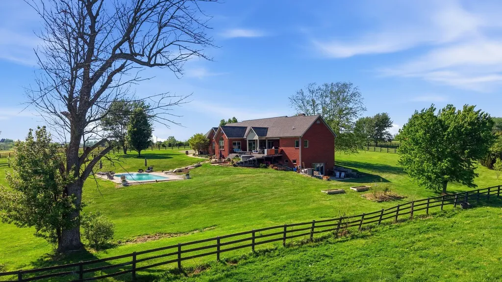 2549 Bethlehem Road Paris KY 40361