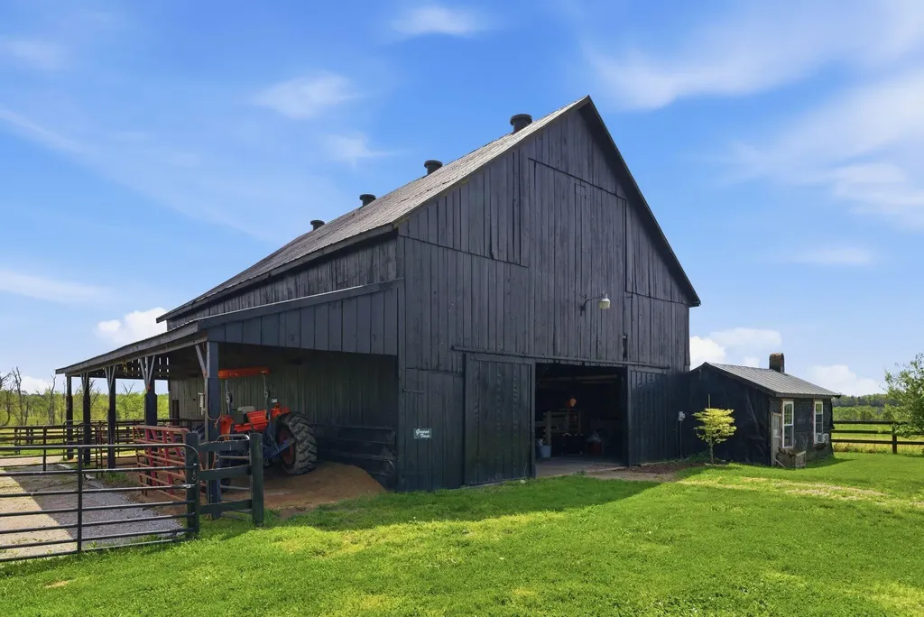2549 Bethlehem Road Paris KY 40361