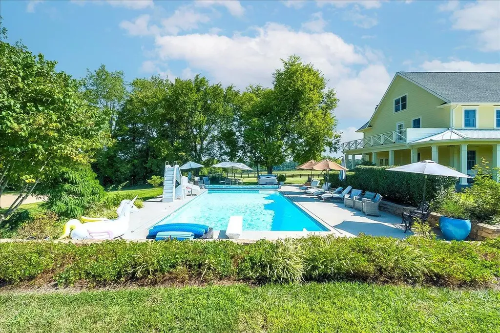 2250 Hall Road Nicholasville KY 40356