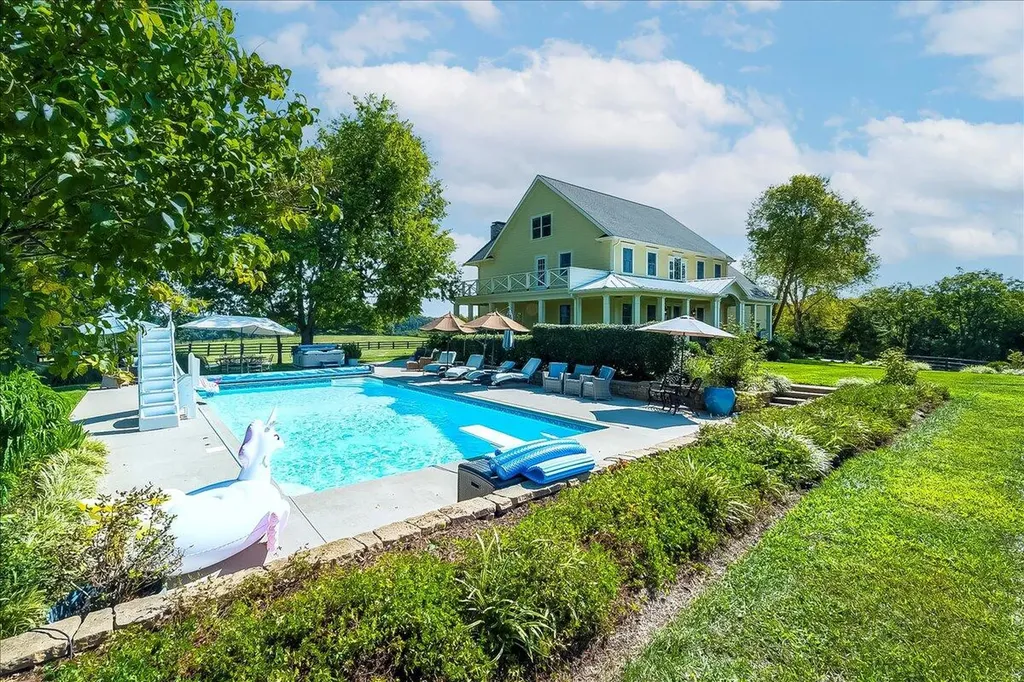 2250 Hall Road Nicholasville KY 40356