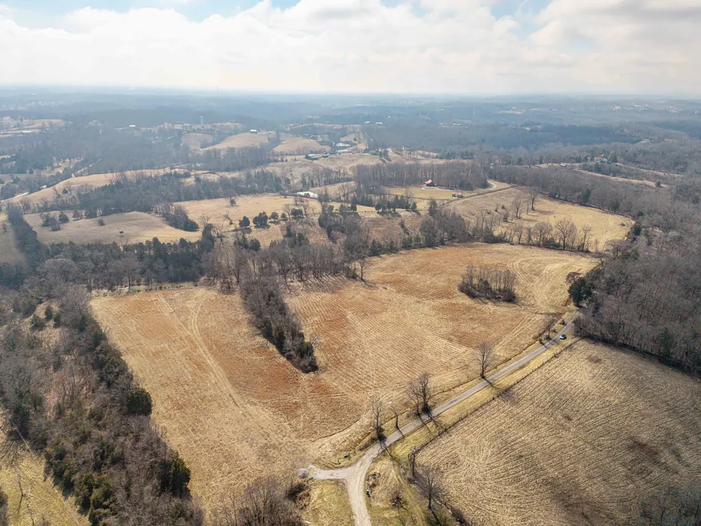Lot 4 Delaney Road Lawrenceburg KY 40342