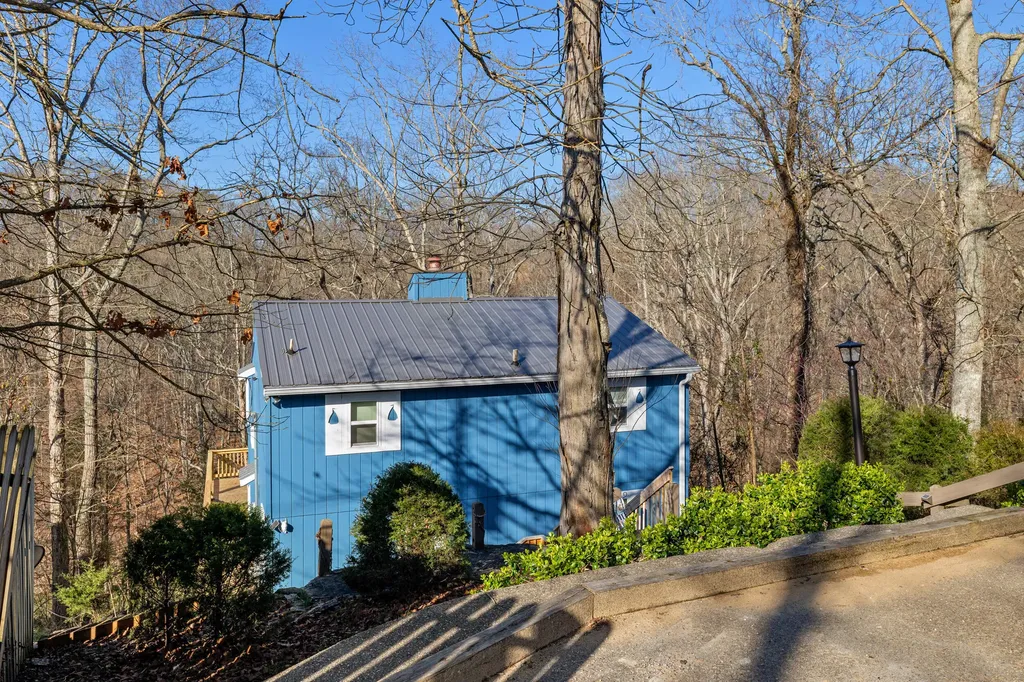 2026 Keeney Road Nancy KY 42544