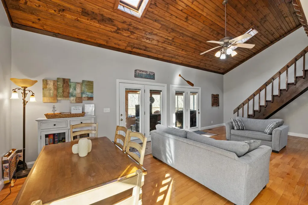 2026 Keeney Road Nancy KY 42544