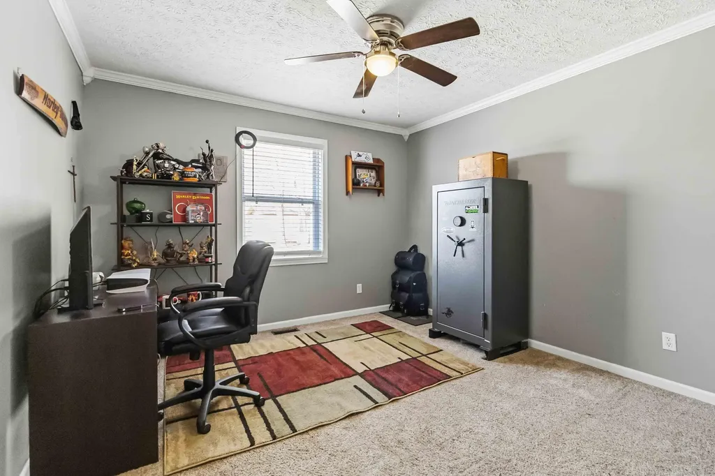 824 Walnut Road Lily KY 40740